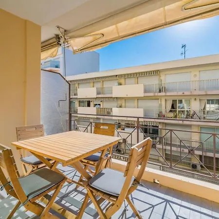 Wdf One Bedroom 1 Min Walk To Martinez